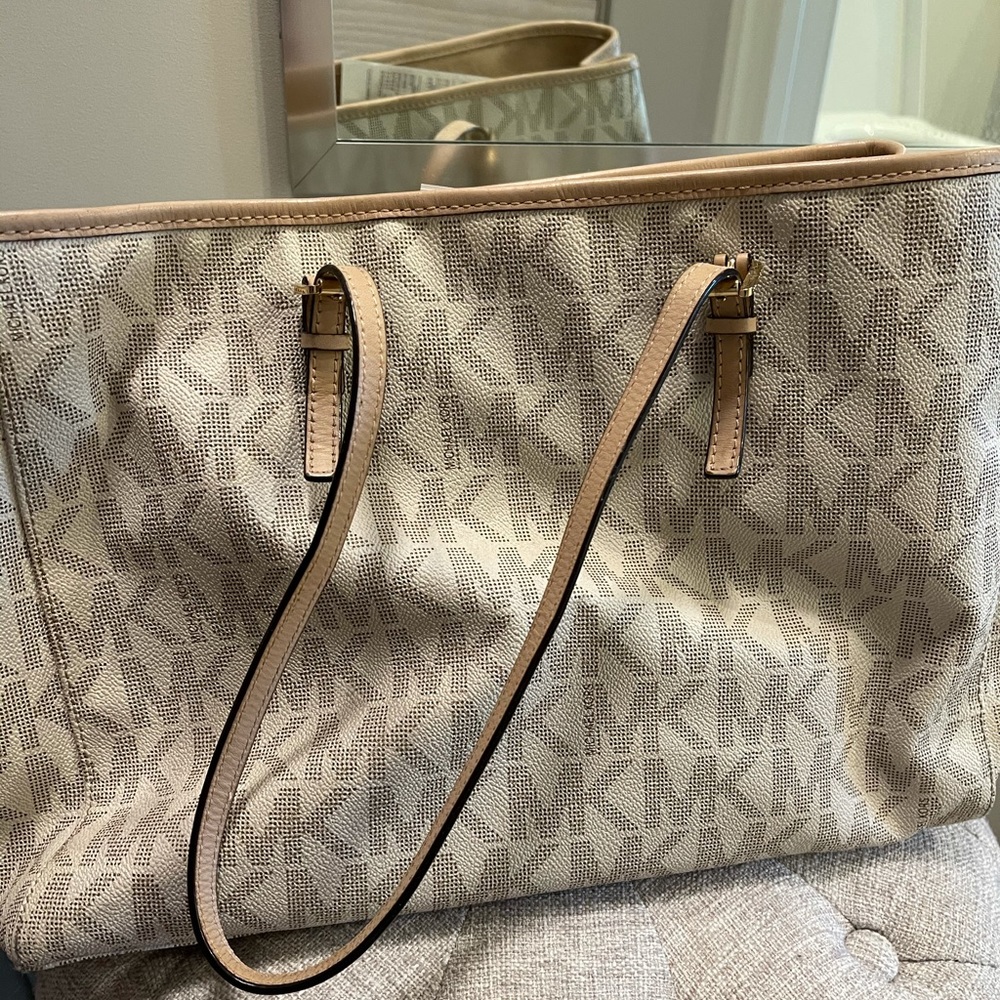Michael Kors Tote